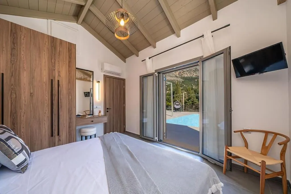 Loukata  Villa Fernando - F&A Golden Stone Villas  Loukata (Kefalonia)